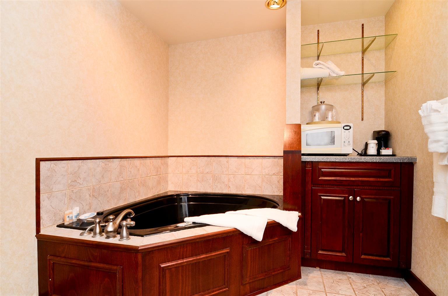 Western Executive Plaza Hotel 3*