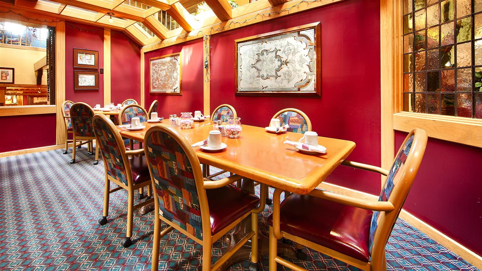 Western Executive Plaza Hotel