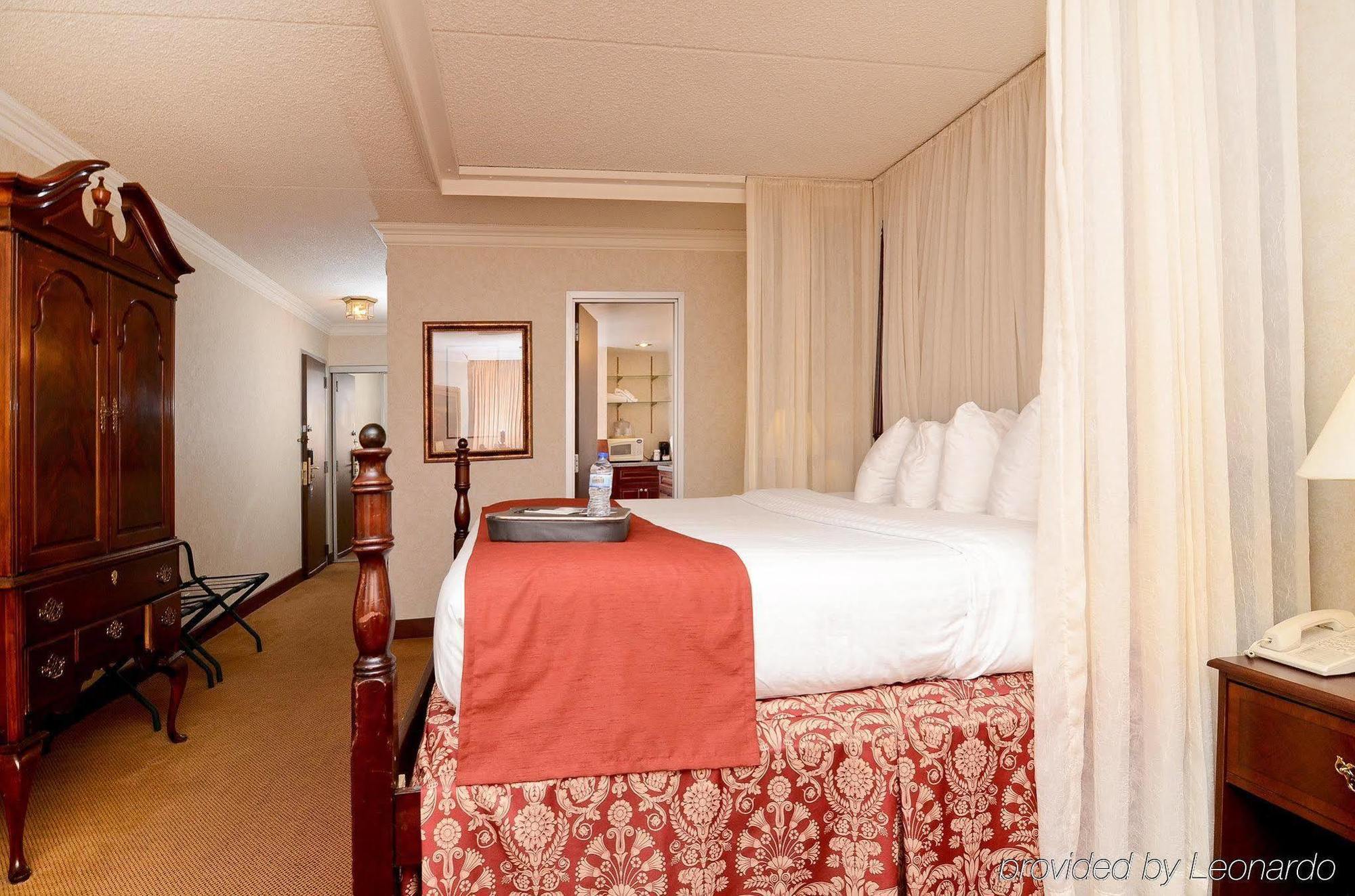 Western Executive Plaza Hotel Lafayette